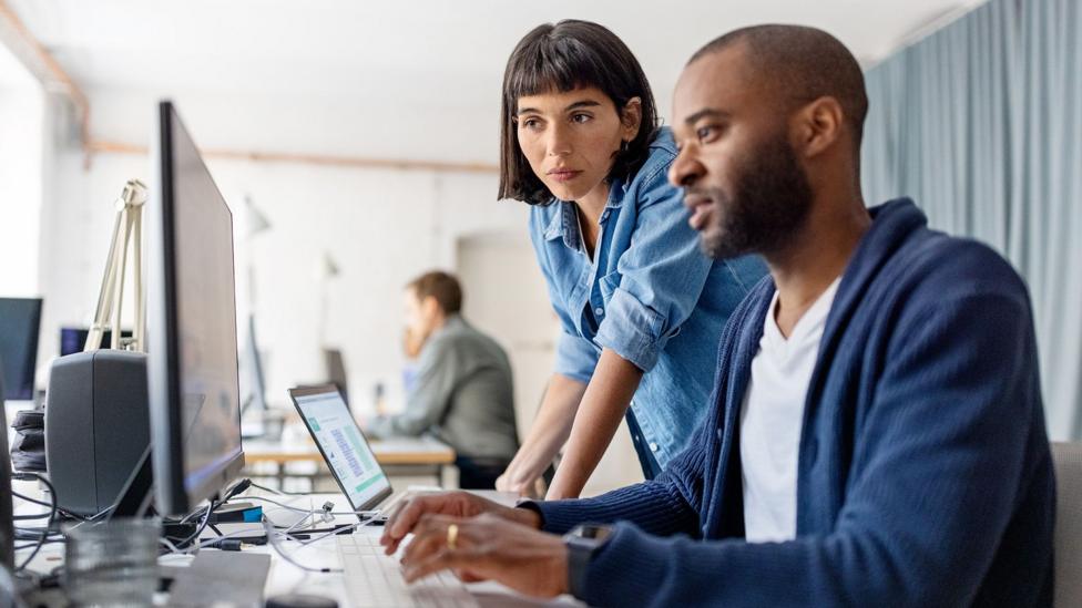 AI boom helps drive surprise UK growth in July